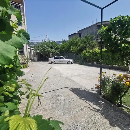 Апартаменты Large Duje Каштела