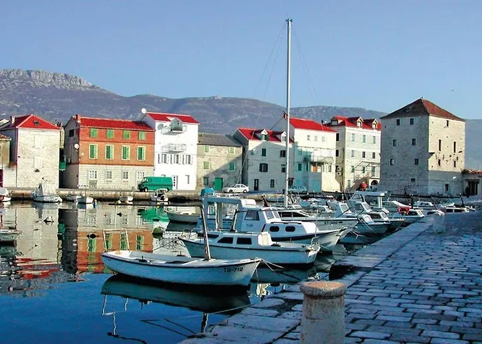 Large Duje Апартаменты Каштела