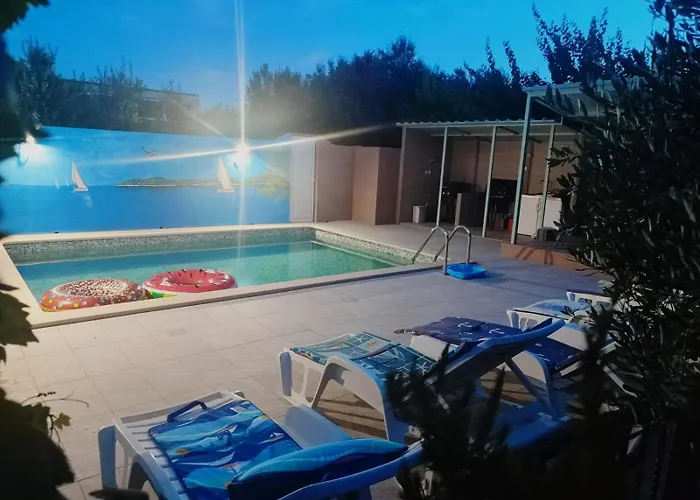 Апартаменты Large Duje Каштела